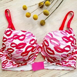 Victoria’s Secret 😘 Kisses Lips 40C Push Up Bra